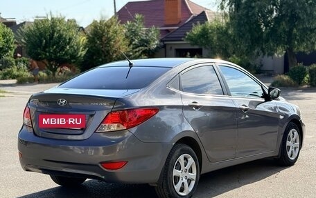 Hyundai Solaris II рестайлинг, 2011 год, 740 000 рублей, 6 фотография