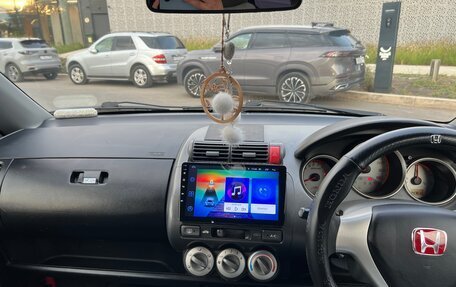 Honda Fit III, 2005 год, 360 000 рублей, 17 фотография