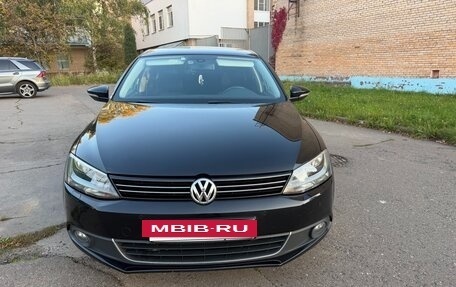 Volkswagen Jetta VI, 2013 год, 1 450 000 рублей, 7 фотография