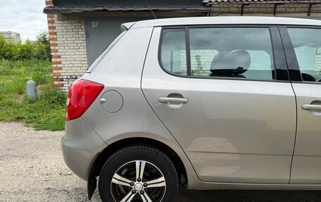 Skoda Fabia II, 2009 год, 650 000 рублей, 18 фотография