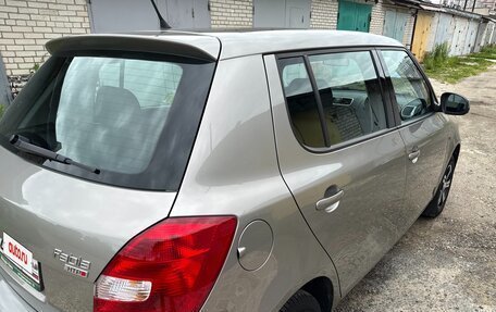 Skoda Fabia II, 2009 год, 650 000 рублей, 21 фотография