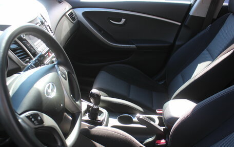 Hyundai i30 II рестайлинг, 2015 год, 603 000 рублей, 10 фотография
