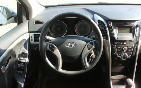 Hyundai i30 II рестайлинг, 2015 год, 603 000 рублей, 17 фотография