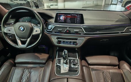 BMW 7 серия, 2019 год, 6 398 000 рублей, 16 фотография