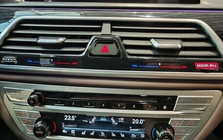 BMW 7 серия, 2019 год, 6 398 000 рублей, 28 фотография