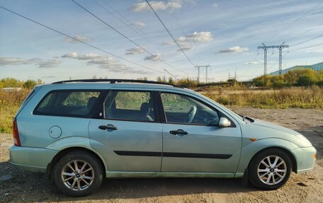 Ford Focus IV, 2001 год, 355 000 рублей, 6 фотография