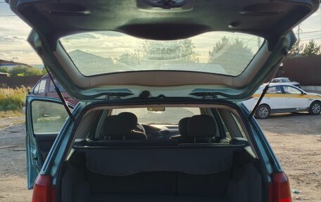 Ford Focus IV, 2001 год, 355 000 рублей, 10 фотография
