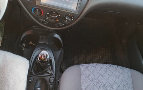 Ford Focus IV, 2001 год, 355 000 рублей, 16 фотография