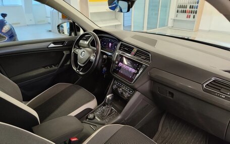 Volkswagen Tiguan II, 2020 год, 2 690 000 рублей, 5 фотография