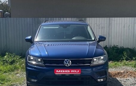 Volkswagen Tiguan II, 2019 год, 2 650 000 рублей, 1 фотография