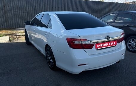 Toyota Camry, 2012 год, 1 400 000 рублей, 8 фотография