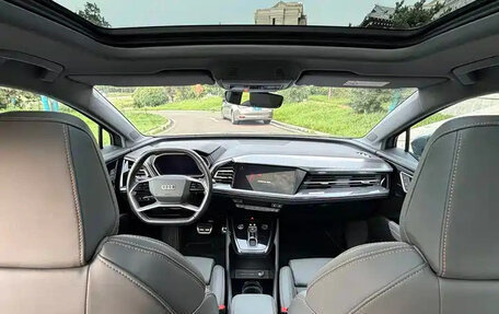 Audi Q4 e-tron, 2024 год, 3 614 911 рублей, 5 фотография