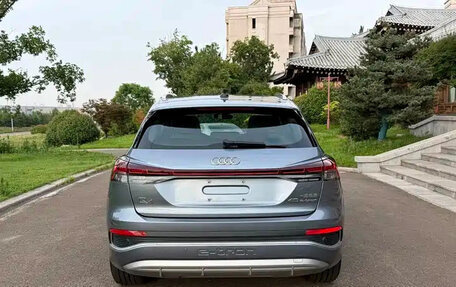 Audi Q4 e-tron, 2024 год, 3 614 911 рублей, 8 фотография
