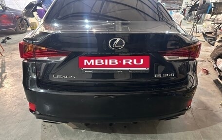 Lexus IS III, 2018 год, 3 050 000 рублей, 10 фотография