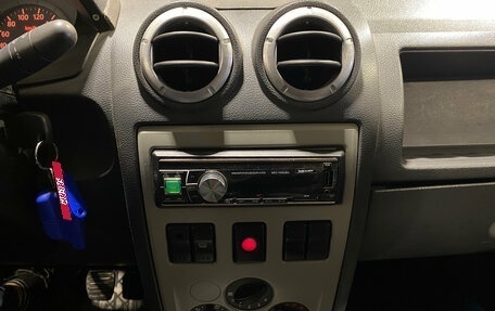 Renault Logan I, 2006 год, 175 000 рублей, 4 фотография