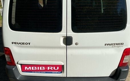 Peugeot Partner II рестайлинг 2, 2011 год, 400 000 рублей, 3 фотография