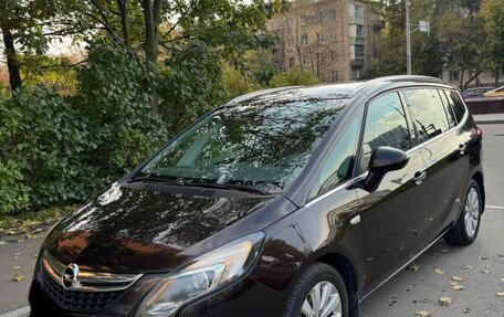Opel Zafira C рестайлинг, 2013 год, 1 700 000 рублей, 1 фотография