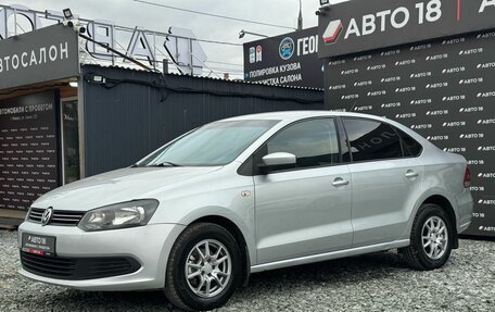 Volkswagen Polo VI (EU Market), 2014 год, 849 000 рублей, 2 фотография