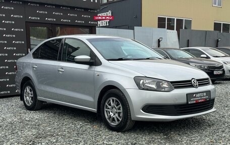 Volkswagen Polo VI (EU Market), 2014 год, 849 000 рублей, 4 фотография