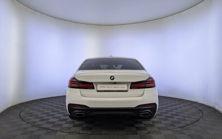 BMW 5 серия, 2021 год, 4 400 000 рублей, 6 фотография
