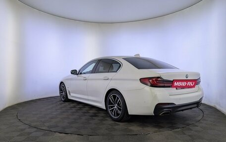 BMW 5 серия, 2021 год, 4 400 000 рублей, 7 фотография