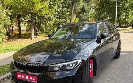 BMW 3 серия, 2019 год, 2 400 000 рублей, 1 фотография