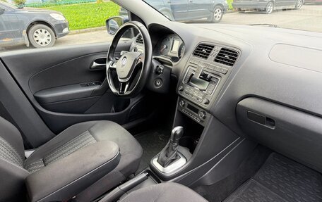 Volkswagen Polo VI (EU Market), 2015 год, 1 100 000 рублей, 10 фотография