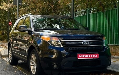 Ford Explorer VI, 2012 год, 2 000 000 рублей, 1 фотография
