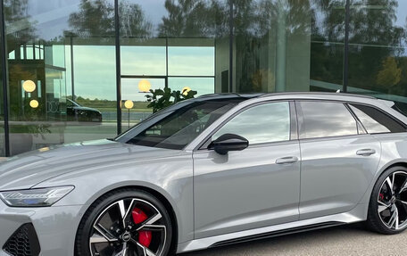Audi RS 6, 2022 год, 17 000 000 рублей, 4 фотография