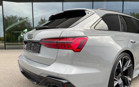 Audi RS 6, 2022 год, 17 000 000 рублей, 5 фотография