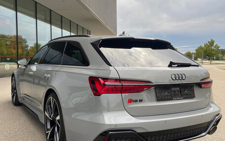 Audi RS 6, 2022 год, 17 000 000 рублей, 7 фотография