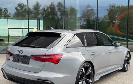 Audi RS 6, 2022 год, 17 000 000 рублей, 10 фотография