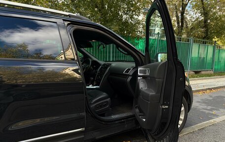 Ford Explorer VI, 2012 год, 2 000 000 рублей, 11 фотография