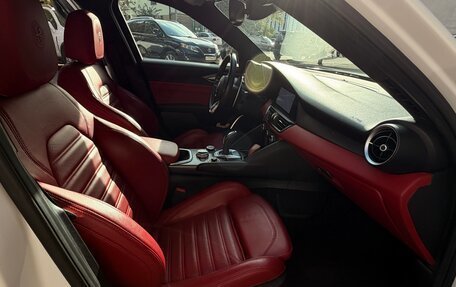 Alfa Romeo Giulia II, 2021 год, 3 270 000 рублей, 14 фотография