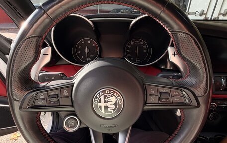 Alfa Romeo Giulia II, 2021 год, 3 270 000 рублей, 11 фотография