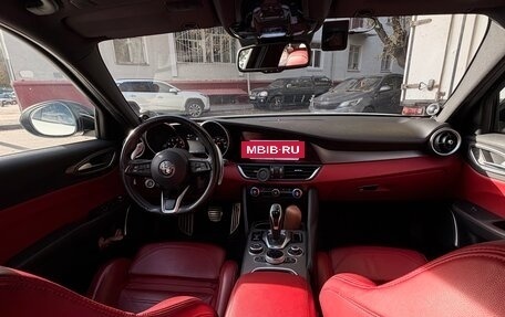 Alfa Romeo Giulia II, 2021 год, 3 270 000 рублей, 17 фотография