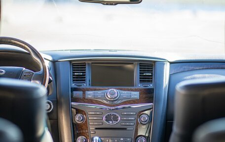 Infiniti QX56, 2012 год, 1 800 000 рублей, 14 фотография
