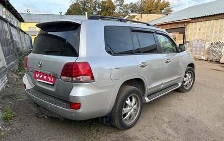 Toyota Land Cruiser 200, 2013 год, 3 000 000 рублей, 6 фотография