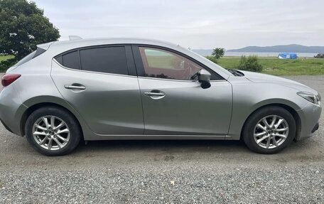 Mazda Axela, 2014 год, 1 050 000 рублей, 2 фотография