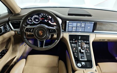Porsche Panamera II рестайлинг, 2017 год, 4 995 000 рублей, 20 фотография