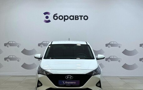 Hyundai Solaris II рестайлинг, 2021 год, 1 650 000 рублей, 2 фотография