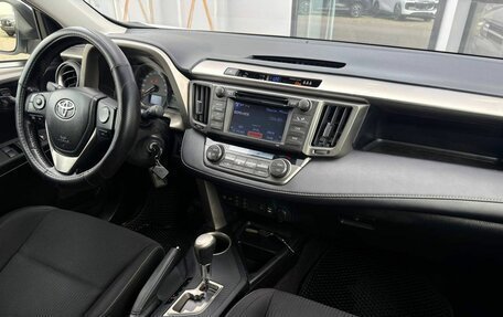 Toyota RAV4, 2013 год, 1 400 000 рублей, 15 фотография