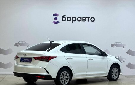 Hyundai Solaris II рестайлинг, 2021 год, 1 650 000 рублей, 4 фотография