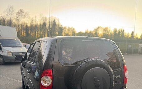 Chevrolet Niva I рестайлинг, 2012 год, 270 000 рублей, 4 фотография