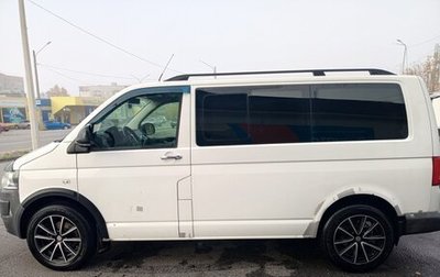 Volkswagen Caravelle T5, 2010 год, 1 550 000 рублей, 1 фотография