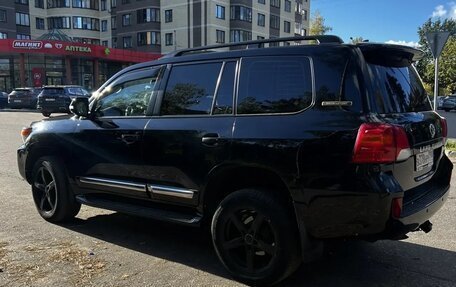 Toyota Land Cruiser 200, 2014 год, 2 900 000 рублей, 3 фотография