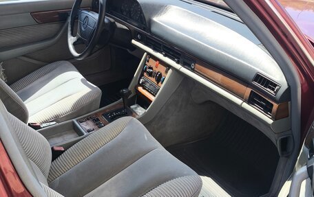 Mercedes-Benz S-Класс, 1989 год, 1 450 000 рублей, 6 фотография