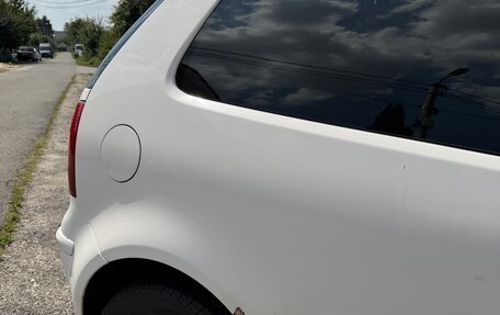 Volkswagen Polo IV рестайлинг, 2002 год, 185 000 рублей, 4 фотография