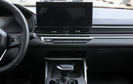 Geely Emgrand, 2024 год, 1 698 000 рублей, 14 фотография