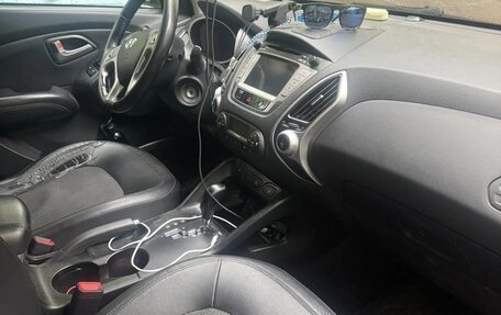 Hyundai ix35 I рестайлинг, 2012 год, 915 000 рублей, 4 фотография